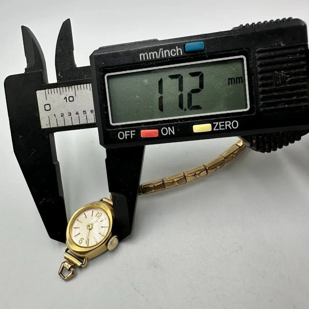 3/$30 VTG. Timex Watch Women Gold Tone Manual Wind BROKEN Stretch Band Working